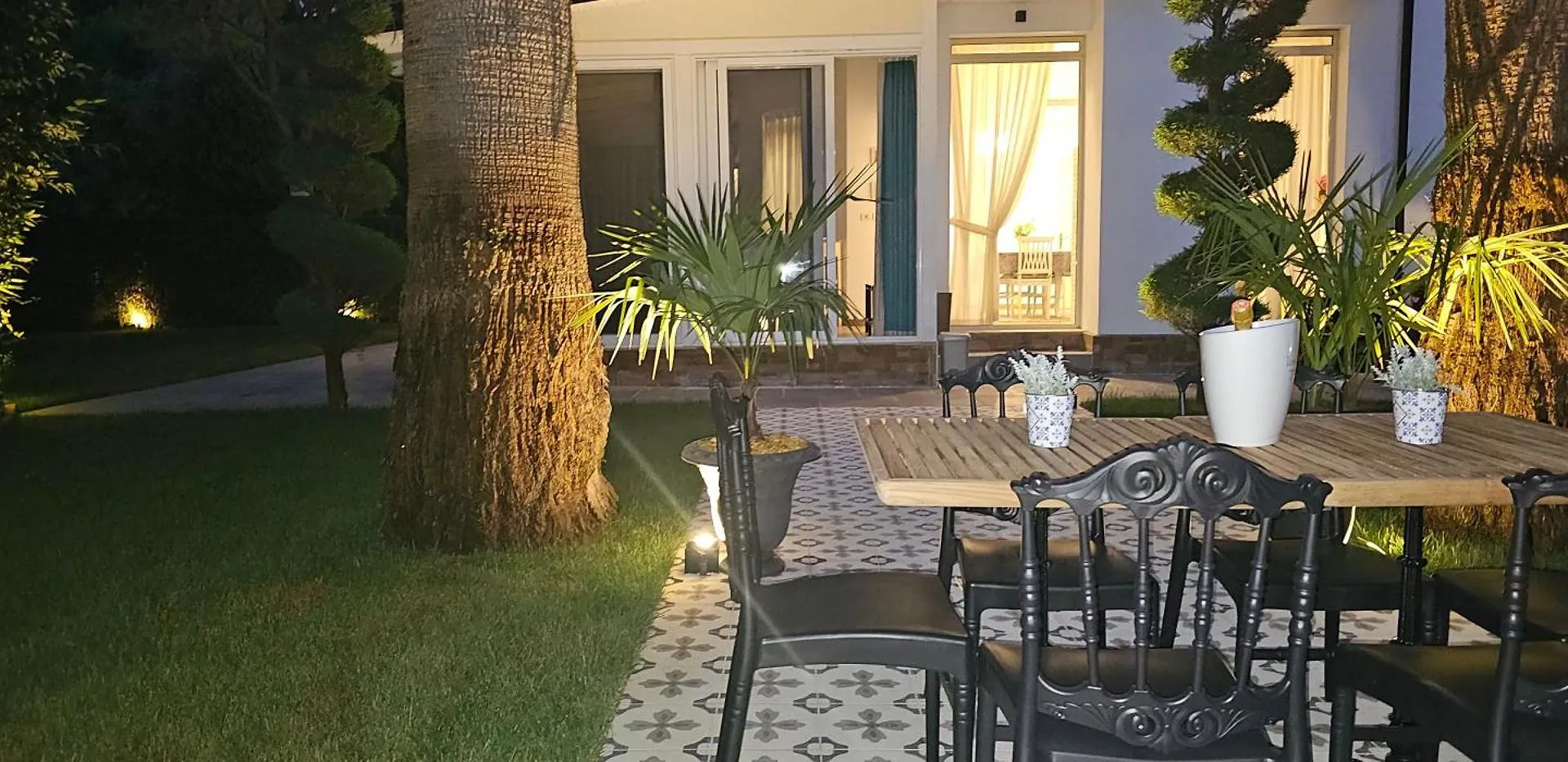 Villa Vila E5 Durres Albania